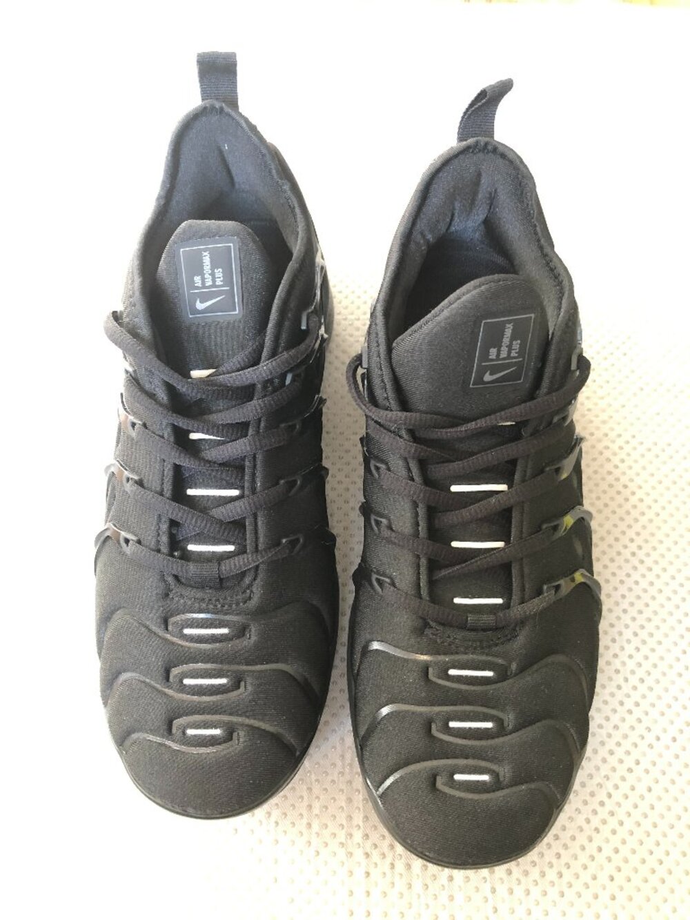 NEW Nike Air Vapormax Plus Black Size 8 NO BOX